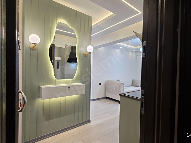 ÜSTÜNELDEN GÖRÜKLEDE MODERN TASARIM-GENİŞ M2-ARAKAT DAİRE - Görsel 3