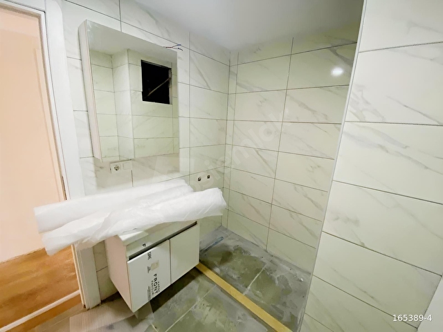 MALTEPE YALI MAHALLESİNDE SAHİLE 200 METRE SATILIK 3+1 DAİRE