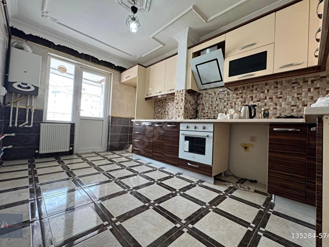 OSMANGAZİ CADDE ÜZERİ ÇİFT GİRİŞ DUBLEX FIRSAT DAİRESİ