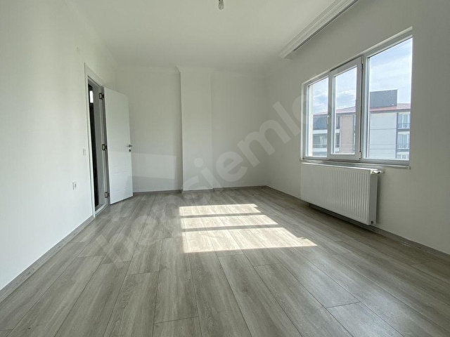 METROBÜSE YAKIN TOURİUM ARKASI 2+1 - Görsel 7