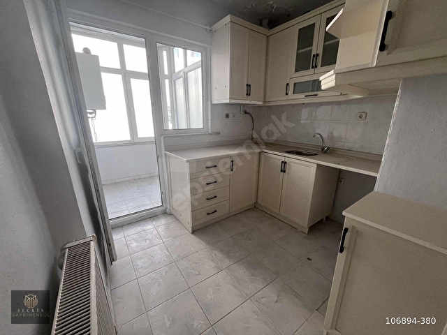 MALTEPE ZÜMRÜTEVLERDE PALMİYE SİTESİ SİTE İÇERİSİNDE 3+1 120 M2 - Görsel 24