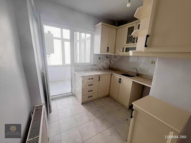 MALTEPE ZÜMRÜTEVLERDE PALMİYE SİTESİ SİTE İÇERİSİNDE 3+1 120 M2 - Görsel 23