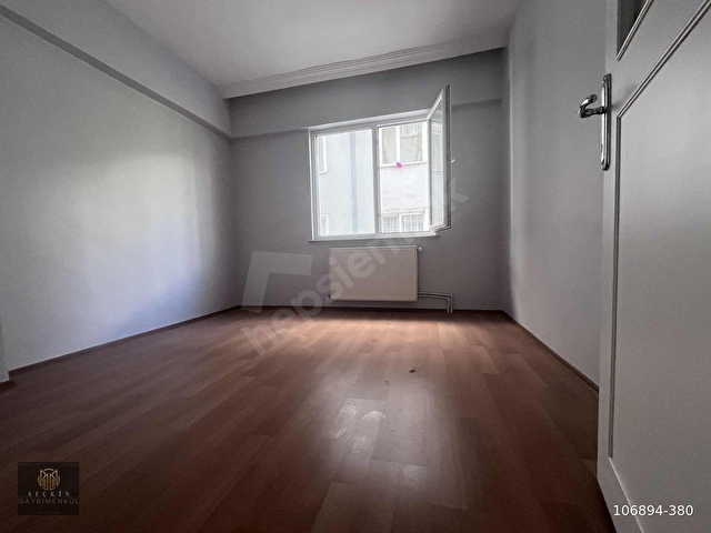 MALTEPE ZÜMRÜTEVLERDE PALMİYE SİTESİ SİTE İÇERİSİNDE 3+1 120 M2 - Görsel 13