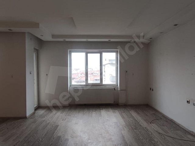 REMAX MODEL DEN LISE CADDESINDE 3+1 KIRALIK DAIRE - Görsel 6