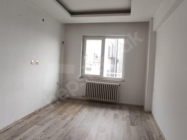 REMAX MODEL DEN LISE CADDESINDE 3+1 KIRALIK DAIRE - Görsel 9