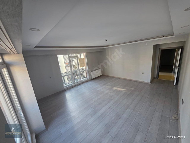 ÇAMBAŞI CADDESİ NE KOMŞU 3+1 FULL YAPILI ÖZENLE TASARLANMIŞ - Görsel 7