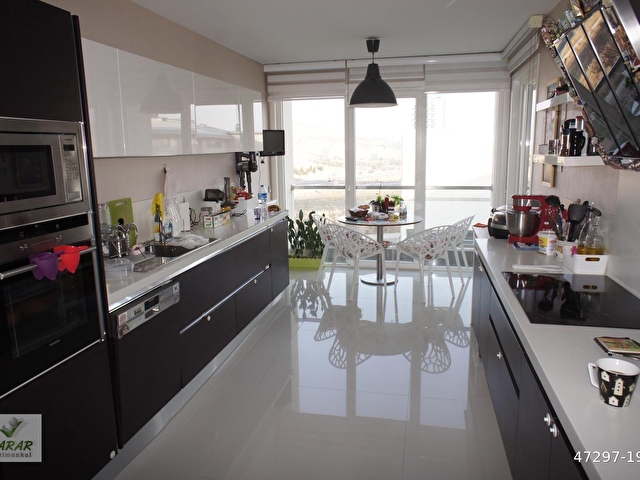 Yasamkent Anka Modern Sitesinde Genis Ferah 3 1 Ara Kat Daire 47297 1910 Hurriyet Emlak