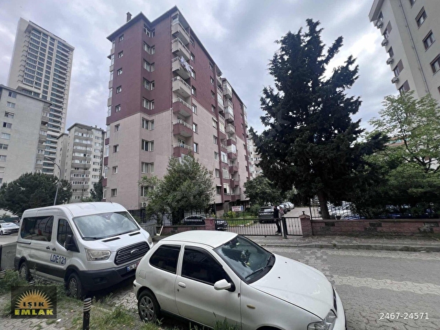 KOZYATAĞI CARREFOUR METRO YAKINI BOŞ YATIRIMLIK 3+1 - Görsel 3