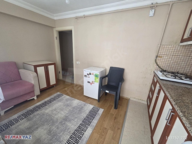 REMAX YAZDAN AYRI MUTFAKLI .EŞYALI 1+1 KIRALIK DAIRE - Görsel 16