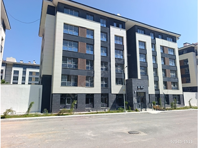 75. YIL BULVARINDA GÜNEY CEPHELİ ARAKAT DAİRE - Görsel 2