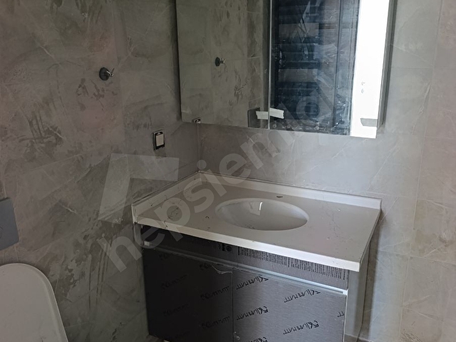 75. YIL BULVARINDA GÜNEY CEPHELİ ARAKAT DAİRE - Görsel 17