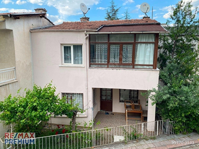 UĞUR MUMCU MAHALLESİ DETÇA 1 SİTESİNDE KİRALIK MÜSTAKİL EV - Görsel 3