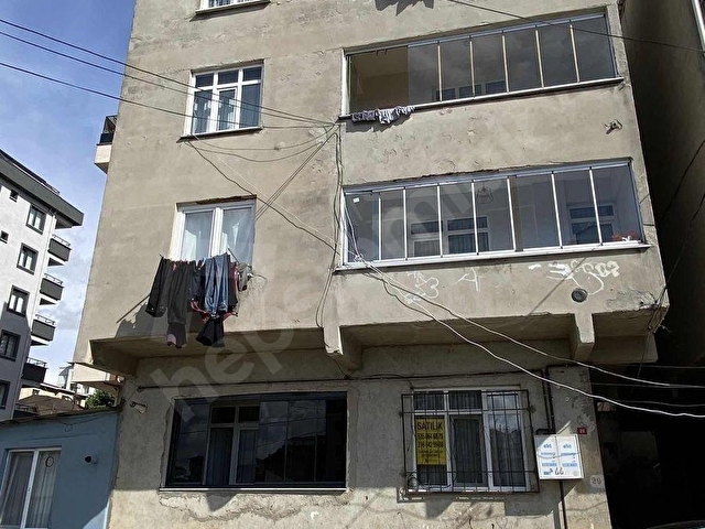 EŞREF BİTLİSE CEPHE İÇİ YENİLENMİŞ EN GENİŞ 3+1 SATILIK - Görsel 2