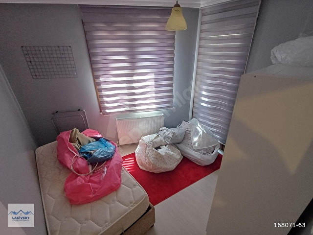 *LACİVERT*MARMARAYA ÇARŞIYA 5 DAKİKA CADDE ÜSTÜ ARAKAT EŞYALI - Görsel 9