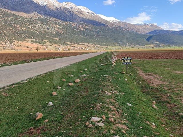 KORKUTELİ İMECİK KÖYÜ SATILIK 1.494M2 TARLA RESMİ YOL VAR - Görsel 9