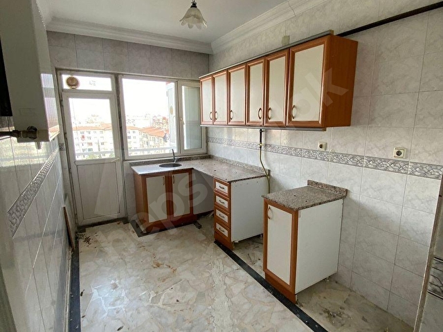 HÜRREM EMLAK tan KARATAŞ 1ci BÖLGEDE KİRALIK 3+1 DAİRE - Görsel 8