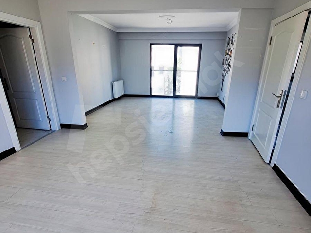 ÇEVİK EMLAKTAN CADDEBOSTAN BAĞDAT CADDESİNDE SATLIK 145M2 4+1 - Görsel 18