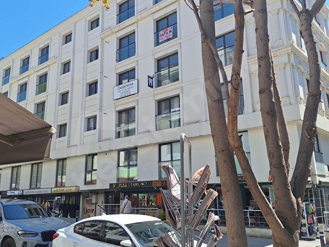 ÇEVİK EMLAKTAN CADDEBOSTAN BAĞDAT CADDESİNDE SATLIK 145M2 4+1
