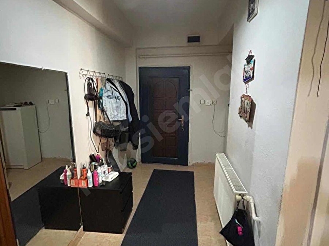 Caddeye Yakın, 90m2 Yüksek Bahçe Kat Satılık 2+1 Daire - Görsel 3