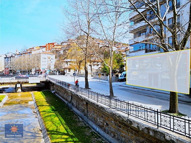 »GARANTİ EMLAKTAN ŞEHİR MERKEZİNDE, 300 m² EMSALSİZ BİR DÜKKAN« - Görsel 9