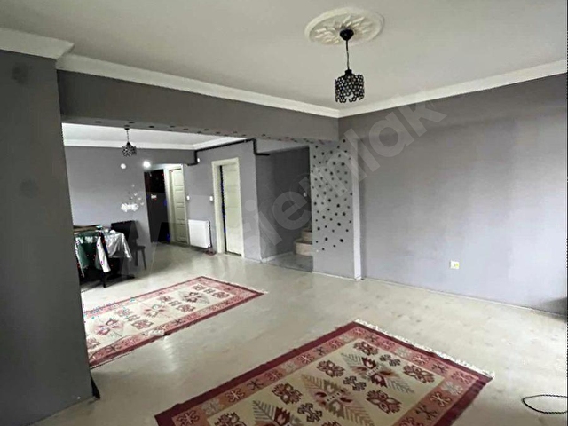 Merkezi Konumda Doğalgazlı Geniş Dubleks Daire - Görsel 9