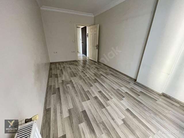 AVCILAR M.KEMAL PAŞA METROBÜSÜN DİBİNDE 2+1 ÇOK GENİŞ DAİRE - Görsel 10