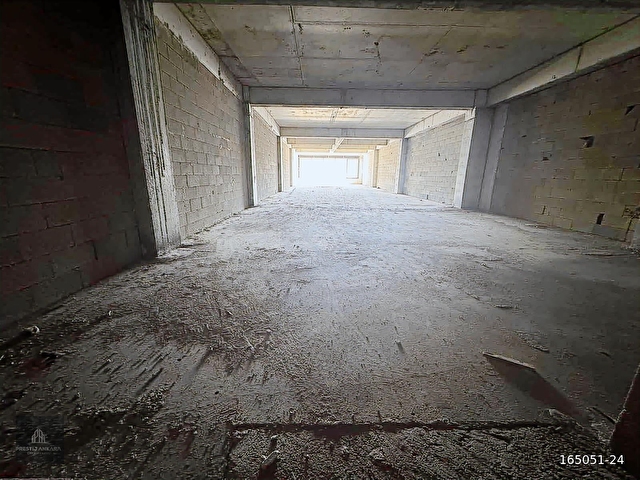 İVEDİĞİN GİRİŞİNDE SEÇKİN POMPA ARKASI KİRALIK 750 M2 DÜKKAN - Görsel 12