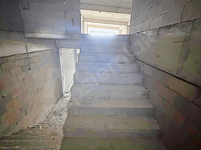 İVEDİĞİN GİRİŞİNDE SEÇKİN POMPA ARKASI KİRALIK 750 M2 DÜKKAN - Görsel 7