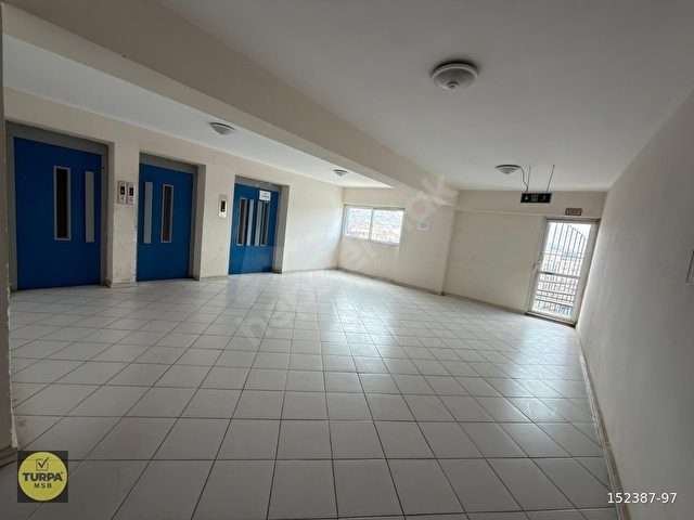 İŞ HANI İÇERİSİNDE MERKEZİ KONUMDA 1+0 50 M2 SATILIK OFİS - Görsel 2