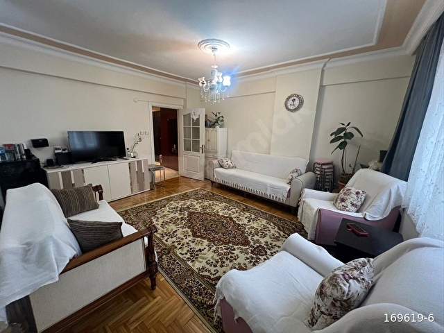 BAŞIBÜYÜK CADDESİ PARALELİNDE 3+1 ARA KATTA SATILIK DAİRE