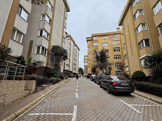 YEŞİLÇENGELKÖY SİTESİN DE İÇİ YENİLENMİŞ SATILIK 3+1 DAİRE - Görsel 22