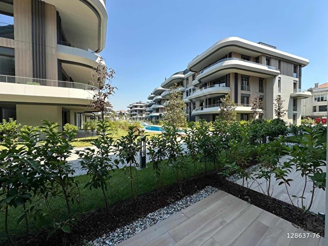 Nivak florya 2+1 bahçe kati daire