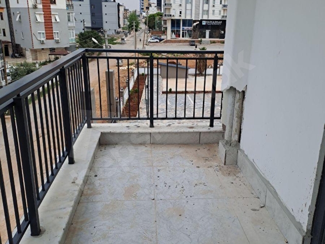 TRAMVAY DİBİNDE KREDİYE UYG1+1 70M2ASANSÖRLÜ SATILIK GENİŞ DAİRE - Görsel 15