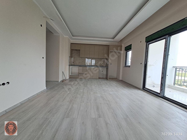 TRAMVAY DİBİNDE KREDİYE UYG1+1 70M2ASANSÖRLÜ SATILIK GENİŞ DAİRE