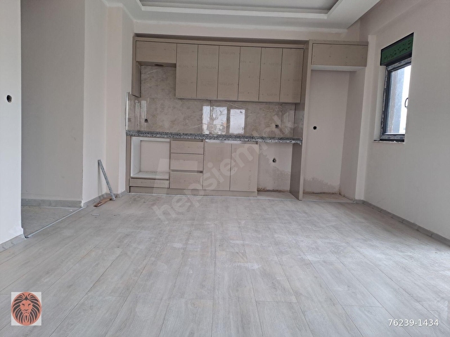 TRAMVAY DİBİNDE KREDİYE UYG1+1 70M2ASANSÖRLÜ SATILIK GENİŞ DAİRE - Görsel 5