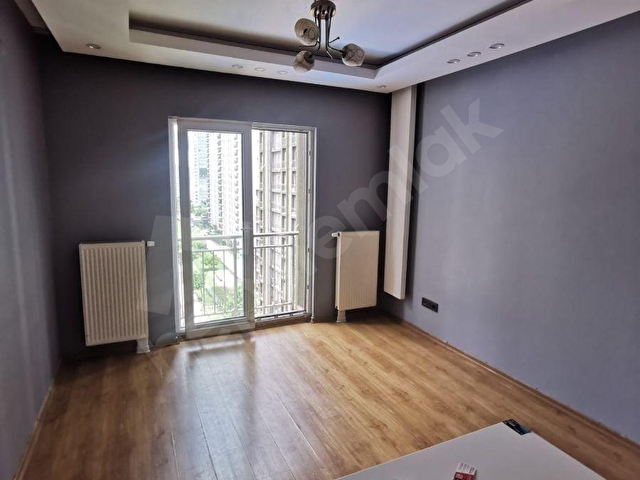 İNNOVİA 2 SİTESİNDE HAVUZ ÇEPHE ALÇAK KAT KİRALIK 1.+1 - Görsel 4
