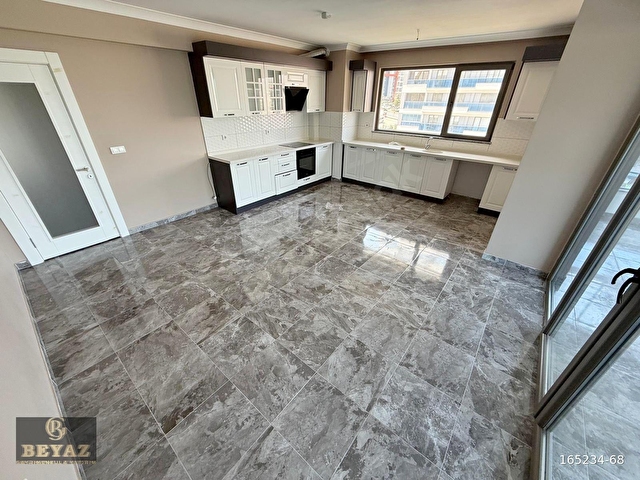 OVACIĞIN GÖZDESİ SİTEDE 240 M2 ÇİT BOLOKLU GÜVENLİKLİ - Görsel 3