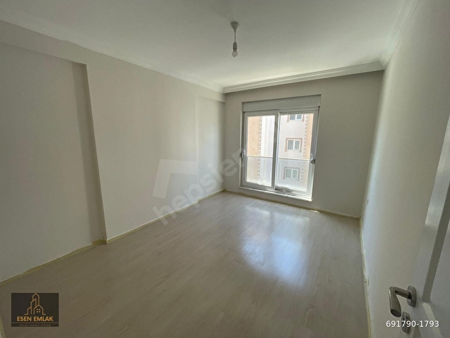 ANTALYA ELMALI İLÇESİNDE MERKEZDE LÜKS YAPILI DOĞALGAZLI GENİŞ BALKONLU  3+1 KİRALIK DAİRE - Görsel 18