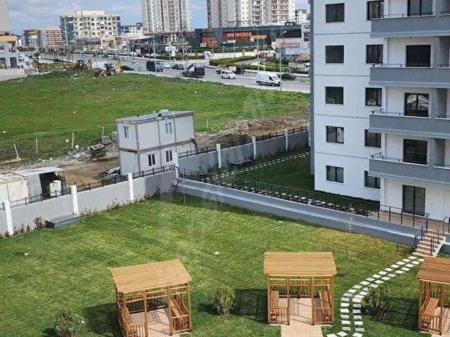 BAHÇEŞEHİR BAHÇEKENT BANU EVLERİNDE SATILIK PEYZAJ CEPHE 3+1