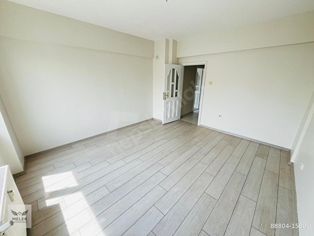 Bayar caddesine paralel sk.ta 3+1 135m2 yüksek arsa paylı - Görsel 19