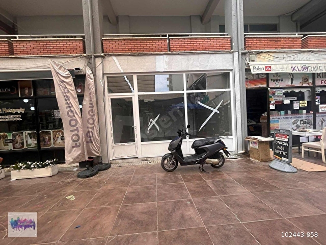 Kültür Sitesi Pasajında Satılık Dükkan - Görsel 3