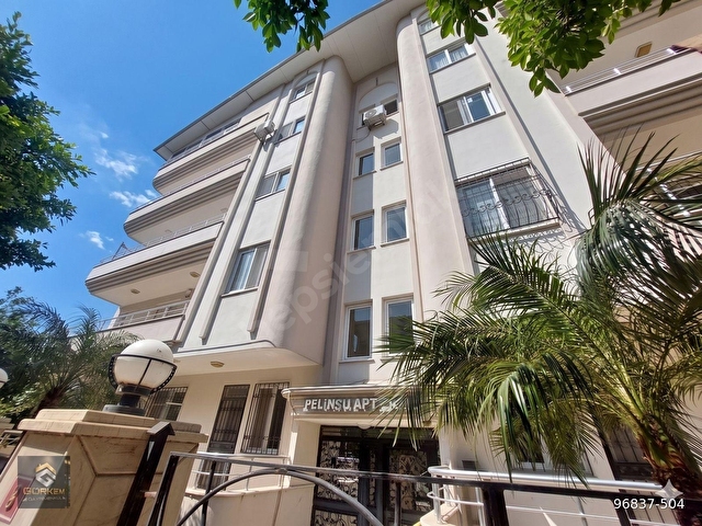 Müstakil Bahçeli Konforunda! 3+1 170 m² Satılık Daire