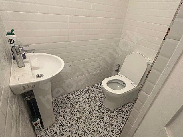 MAYA EMLAK TAN KIRALIK KOMPLE AHSAP BINA İÇİ YENILENMIS RESTORASYON YAPILMIŞ 4 KATLI  460 METRE - Görsel 19