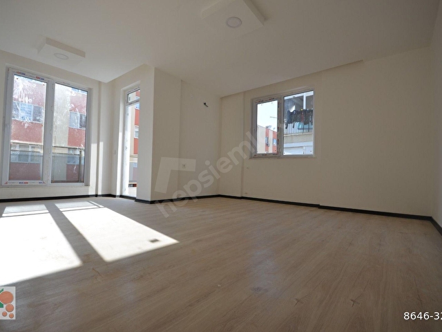 Konukseverde Kacirilmayacak Firsat Son 1 Kat Kaldi 8646 3280 Hurriyet Emlak