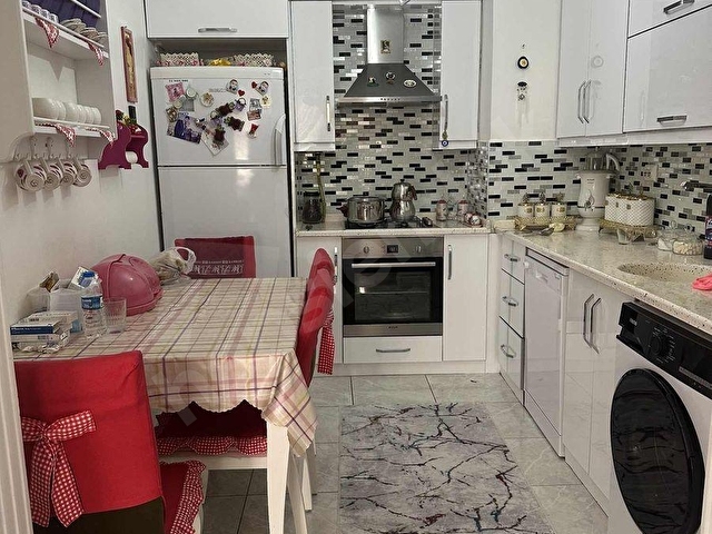 HİSARDAN ULUGAZİ MAHALLESİNDE İÇİ YAPILI BAKIMLI SATILIK DAİRE - Görsel 10