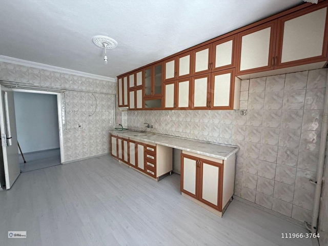 Şehitlik Mahallesinde kiralık 3+1 Daire, 140m², Merkezi Konum - Görsel 2