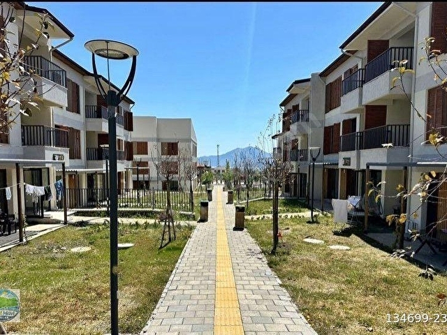 KÖYCEĞİZDE HUZURLU SİTE YAŞAMI KLİMALI GENİŞ BALKONLU SIFIR  2+1 KİRALIK DAİRE