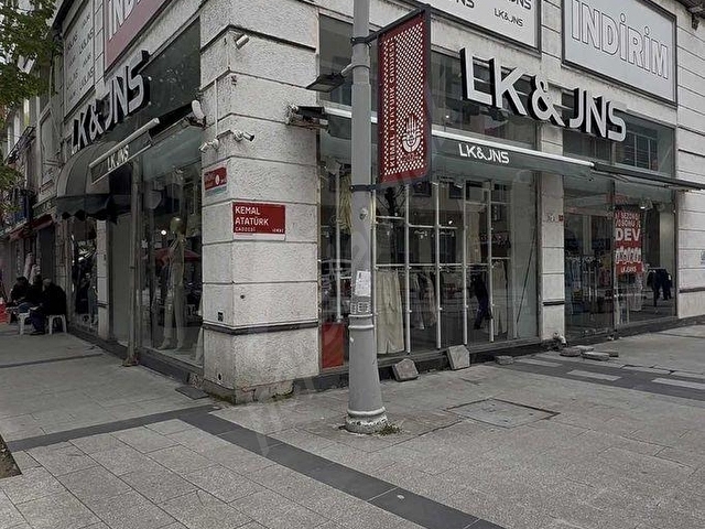 BÜYÜKÇEKMECE MERKEZDE SATILIK PRESTİJLİ DÜKKAN&MAĞAZA 320M2 - Görsel 7