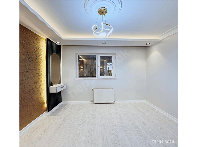 BAHÇEŞEHİR KONUMUNDA SATILIK 2+1 KIŞ BAHÇELİ BAHÇE KATI - Görsel 3