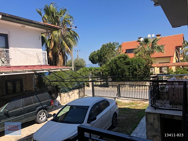 KUŞADASINDA DENİZE YAKIN YERDE SEZON KİRALIK EŞYALI TRİBLEX VİLLA - Görsel 15